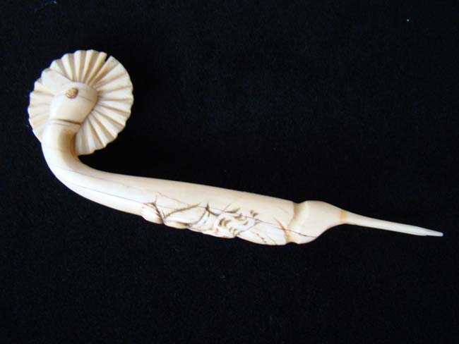 A patriotic motif sailor carved ivory Pie Crimper with a bust of 'Lady Liberty' circa 1875 — image 3